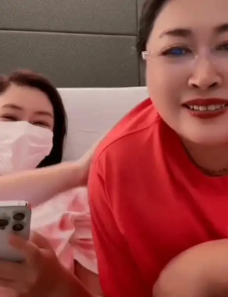 辛巴妈妈夸初瑞雪不光能赚钱他心眼特别好!马晓伟透露现在户外不让播!