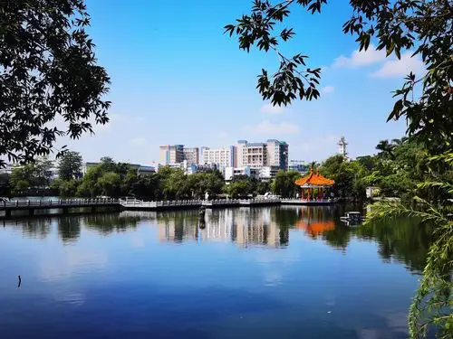 国庆雷州西湖行(暨苏轼诗词鉴赏)