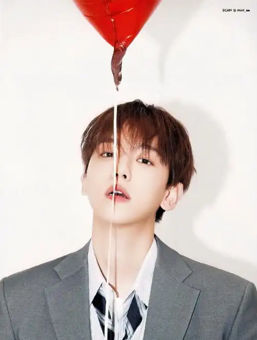 伯贤超话@baekhyunee7#边伯贤#bbh bbx  240322【mint_ee_0】2024 exo