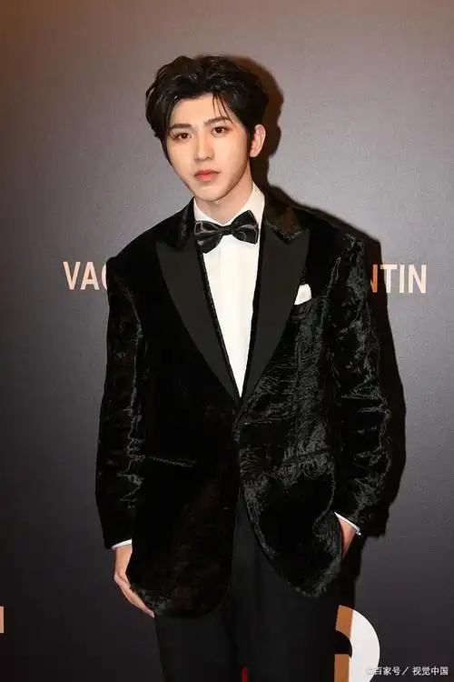 蔡徐坤新歌rideordie