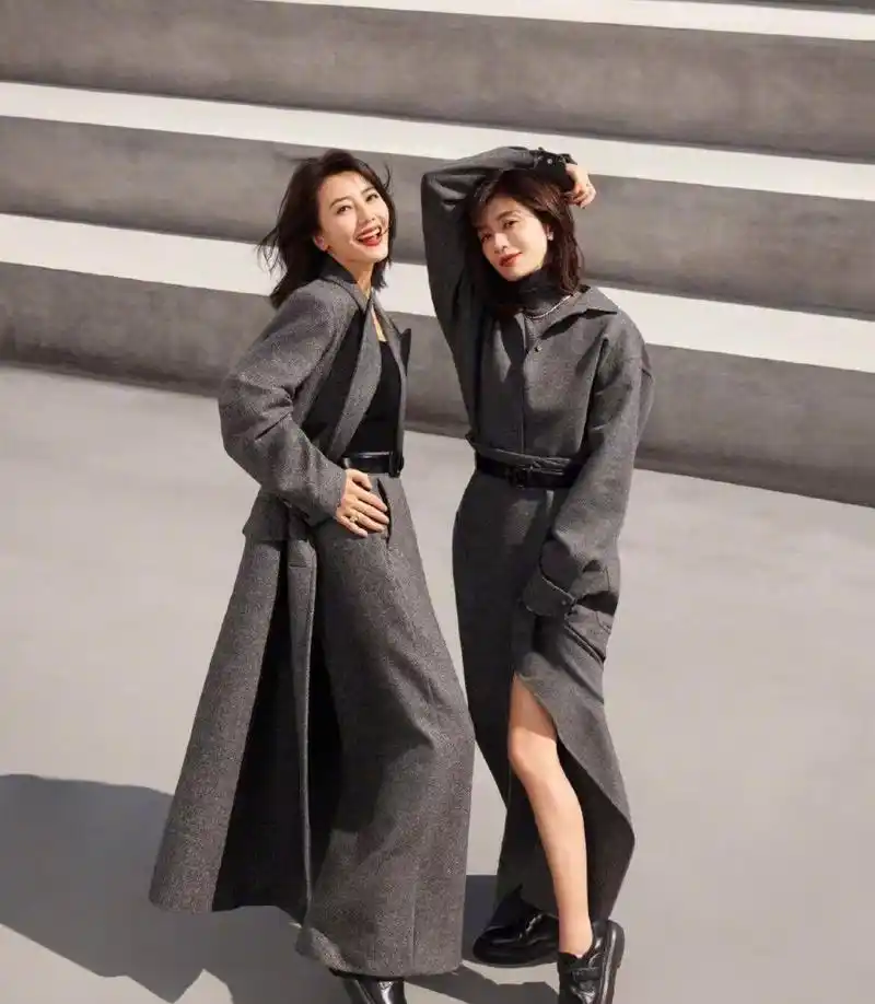 高圆圆,贾静雯拍大片,一个仍似少女,一个却显"风尘"