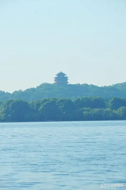 美景分享:早上6点半的杭州西湖,才是最人间值得