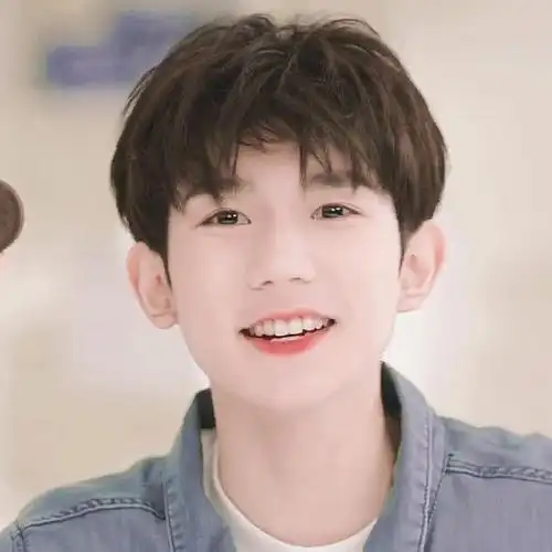 为什么王源笑起来那么好看