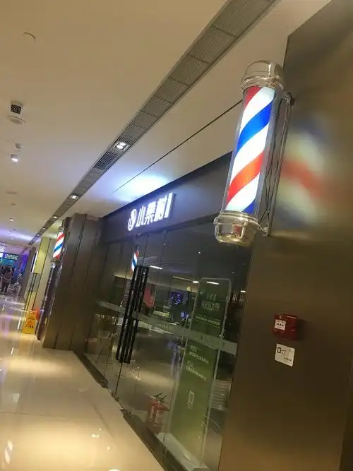 理发店转灯理发店转灯挂壁防水旋转led发廊标志理发灯箱小户外挂墙