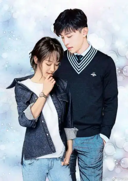 杨紫邓伦恋情疑曝光,网友爆料太详细,引粉丝热议