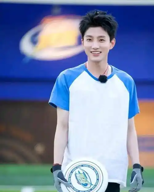 2013年快乐男声的范世錡帅气迷人十足,大家还记得吗?