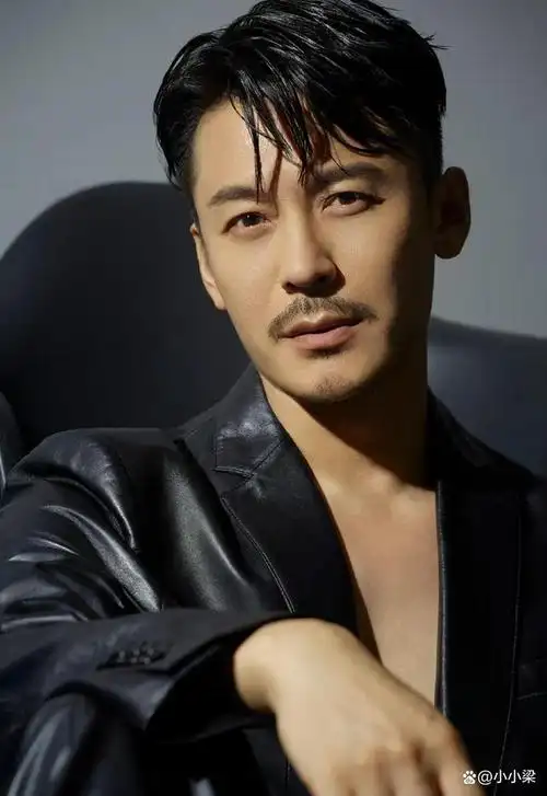 王东,1978年7月30日出生于辽宁省,中国内地影视男演员,模特.