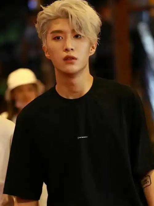 范丞丞生图合集,实力诠释生图即神图!_高清图集_新浪网