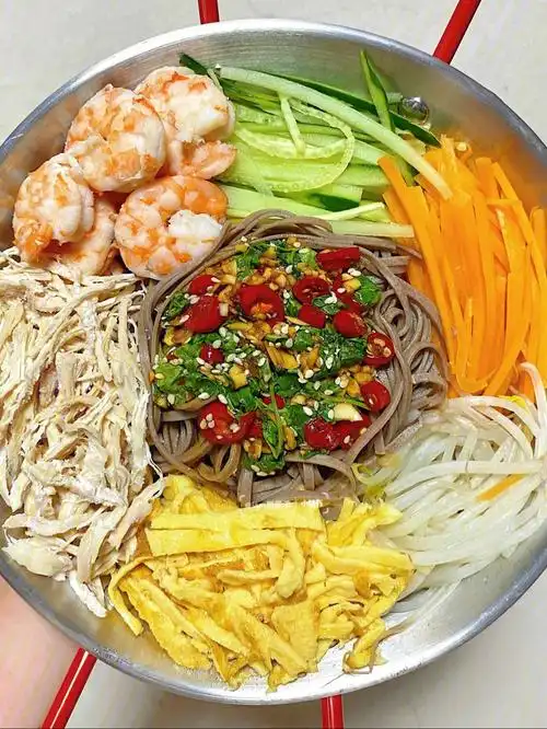 隐藏吃法06巨好吃酸辣开胃的凉拌荞麦面