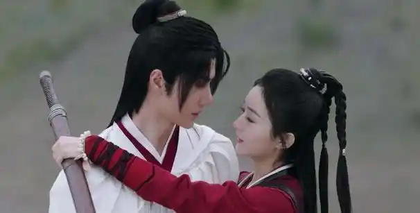 《有翡》中王一博与赵丽颖的精彩画面,两场吻戏,看20遍都不过瘾