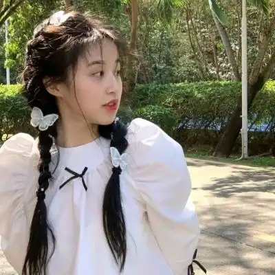 优质女头像真人高清 美女看着很干净温柔_女生头像_美头网