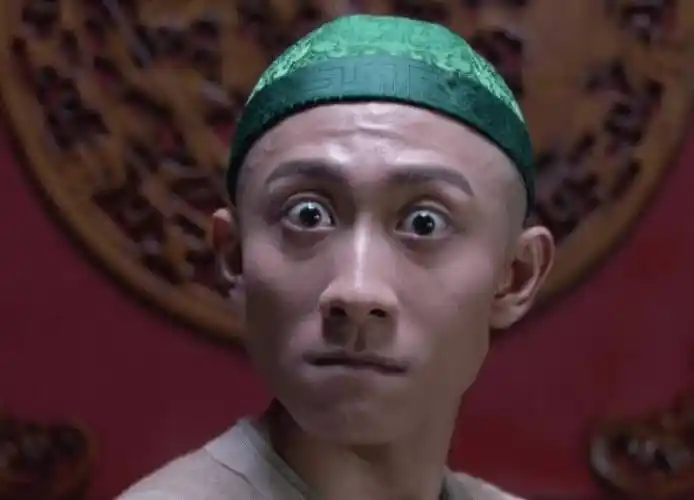 而在剧中他的表情非常丰富,仿佛令大家看到了古灵精怪的韦小宝原型