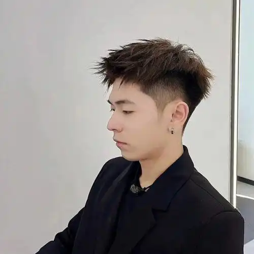 男士发型参考适合脸型圆脸方脸短脸鹅蛋脸瓜子低额头的男生发型推荐