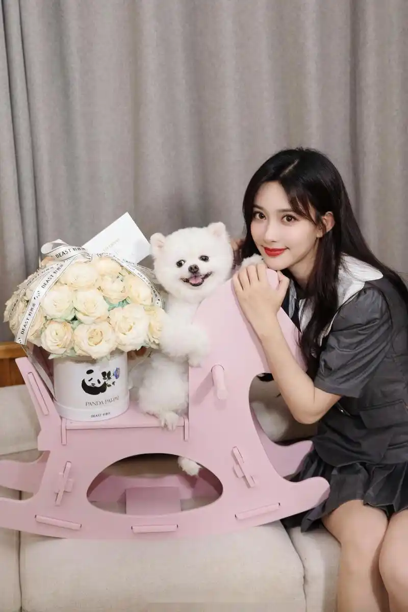 原创孟子义秋季穿搭火了,温柔可爱,网友:约会的时候我也这么穿