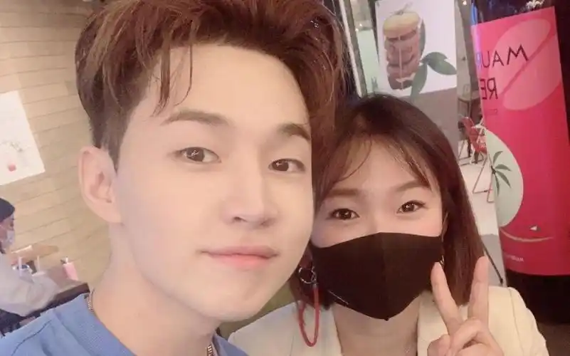 henry刘宪华210510ins路透一起henry拍摄地路透期待节目的播出