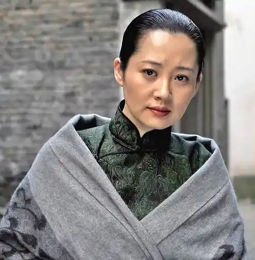 演员许晴:不结婚不生娃,53岁一个人生活也潇洒_父母_艺术_方面