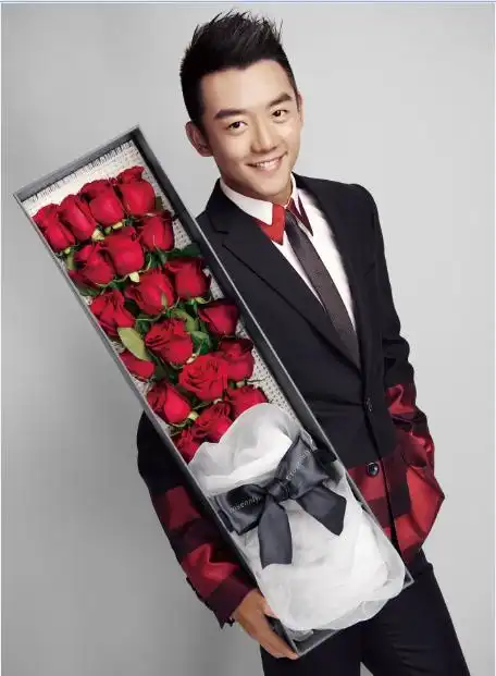 跑男郑恺圣诞浪漫告白 中华小曲库视频引网络疯转