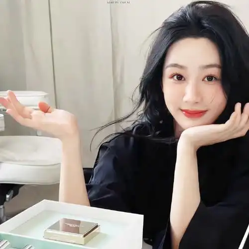 尤爱653737363836 60@杨紫ps:图三是头像版