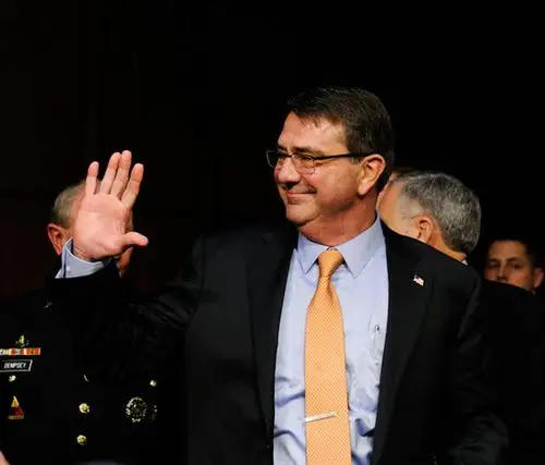 美国国防部长卡特