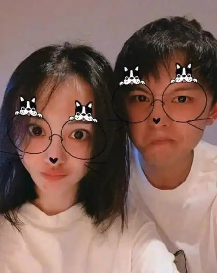 郑爽大赞男友张恒的图片 - 冷求网