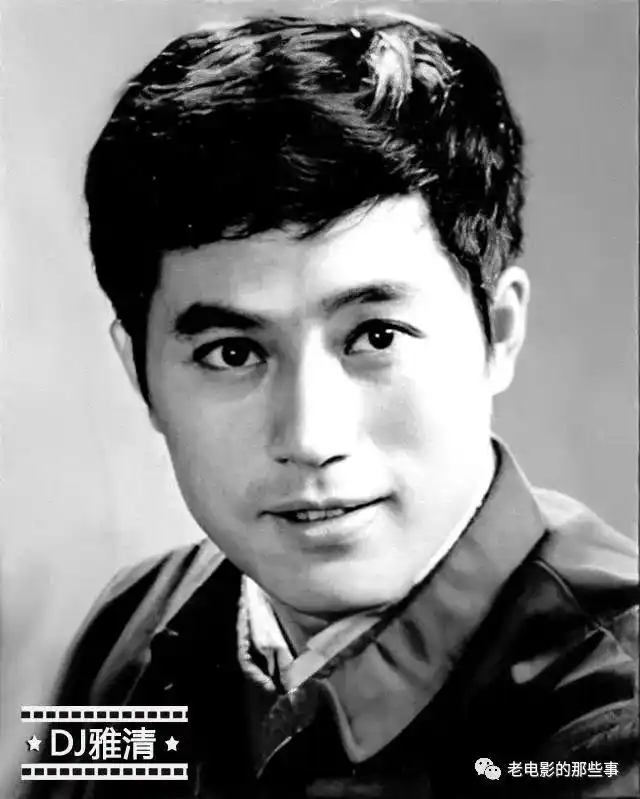 有许多网友留言说,在80年代,也有许多优秀的男明星,深受观众喜爱,希望