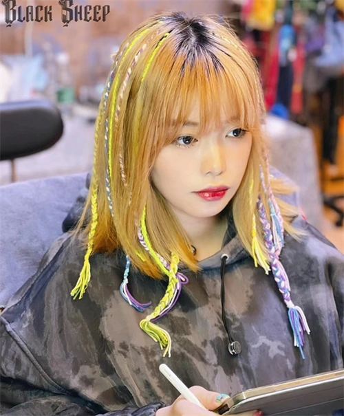 女主中短发脏辫 超a发型有个性_时尚发型 - 美发站