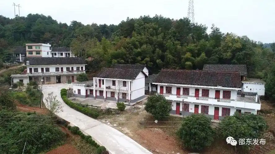 十三年 邵东这个贫困村逆袭为湖南省美丽乡村