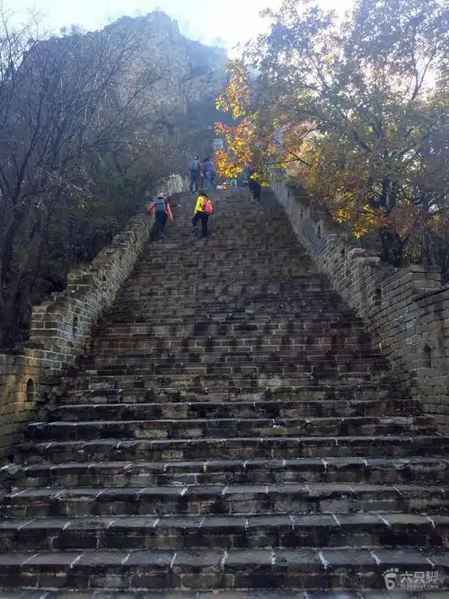 箭扣长城行脚印-17 天梯新修的一段