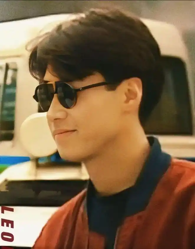 #黎明年轻时的照片 今天偷个懒就浅浅发一组黎明照片吧🥱 - 抖音