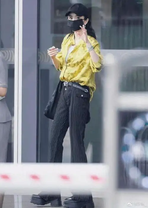 杨幂的穿搭秘密:时尚领域的神秘力量揭示真相|神秘力量|杨幂|时尚