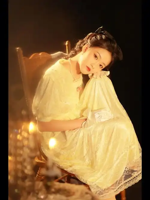 白秀珠同款孤傲千金