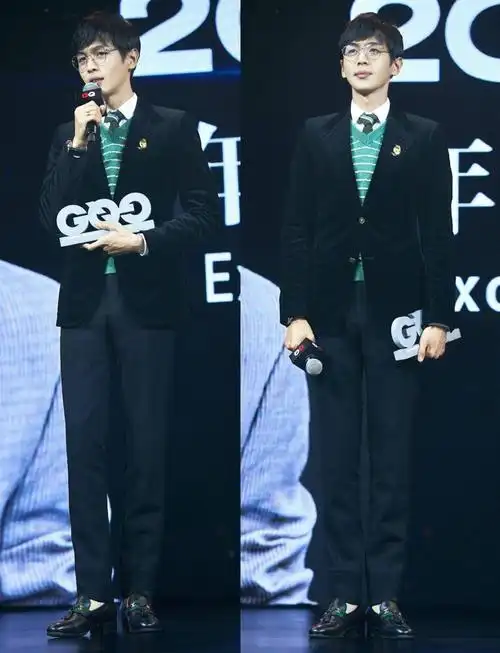 181身高的张若昀黑色打扮现身机场果然高个子更适合长款风衣