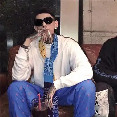 男生超拽帅气头像大全2021你一说话就暴露了你的智商