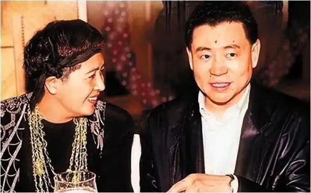 陈岚是,宝咏琴也是.