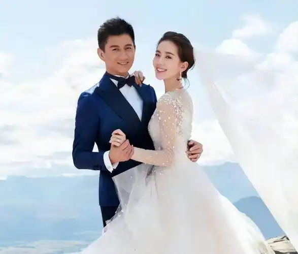 事实上,刘诗诗的《山一念》热播时,她的丈夫吴奇隆并没有出来帮忙宣传