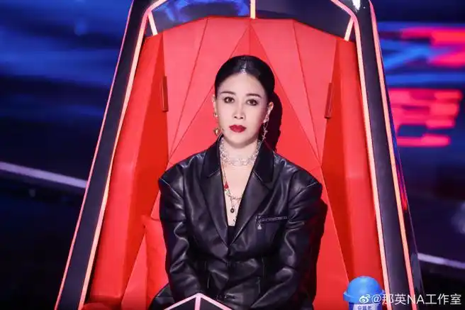 热爱无休,未来和@那英见证更多好音乐#中国好声音