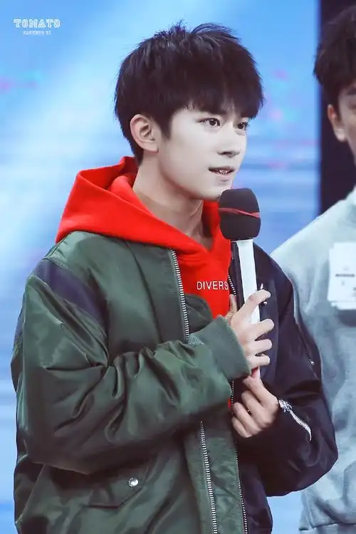 易烊千玺 十六岁生日会 高清