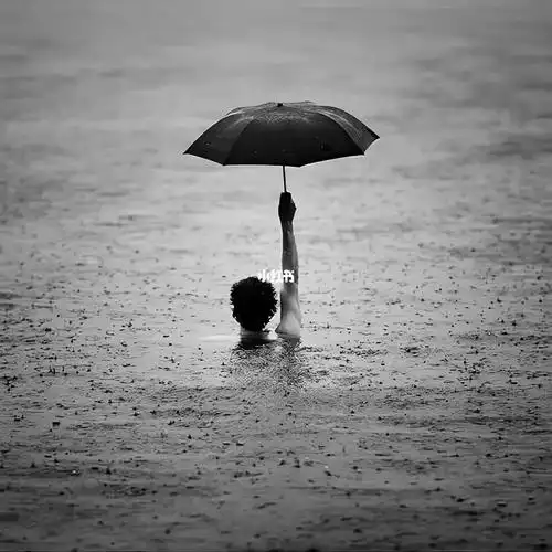 微信头像黑白色总会感觉有孤独感