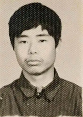 前81班,后80班黑白一寸相片集