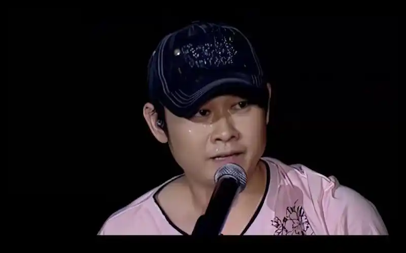 刀郎重出江湖,《罗刹海市》爆火,全网文艺复兴.这个歌歌词到底啥意思?