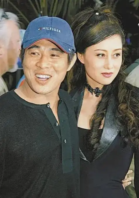 李连杰自曝已和太太利智交代后事早立遗嘱称死后不用立碑办丧事