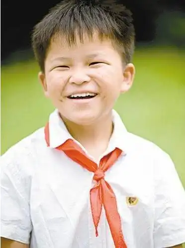 当年汶川地震中,那个9岁励志考清华的小英雄,如今怎么样了?