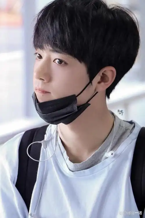 《空空背着萌萌的壳》第121章-壳壳回来啦,电竞空空vs