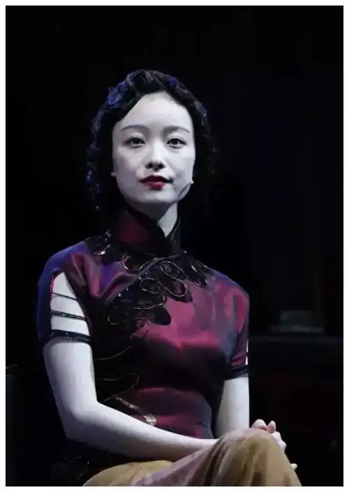 倪妮无修图曝光后宁静称女星为黄脸婆她为何老了10岁