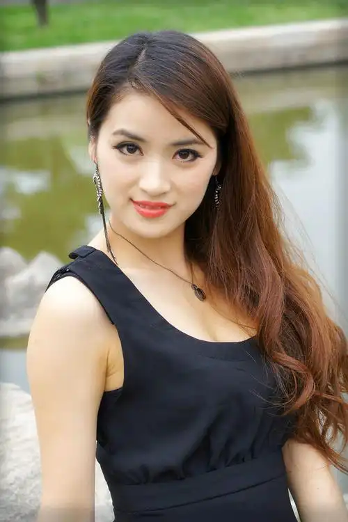 苏州美女 芳菲妩媚