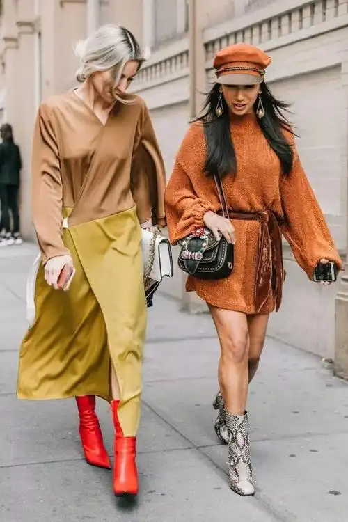 "色"即时髦,2018秋冬别再用黑白灰的烂梗搪塞我啦!