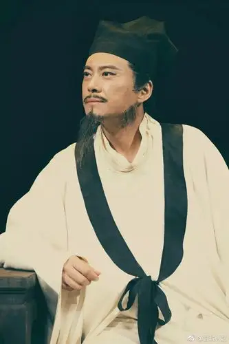 话剧《关汉卿》剧照 图源丨王斑人艺北京人艺的《关汉卿》他看了两遍.