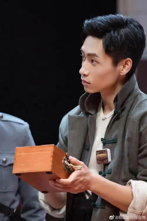 明星大侦探#【《#芒城风云#》Ⅰ高清剧照】之晨一刀@魏晨:乱世中智篌