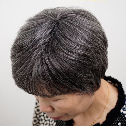 中老年妈妈花白假发真发全头套奶奶短发假头套舞台扮演老人发型  价格