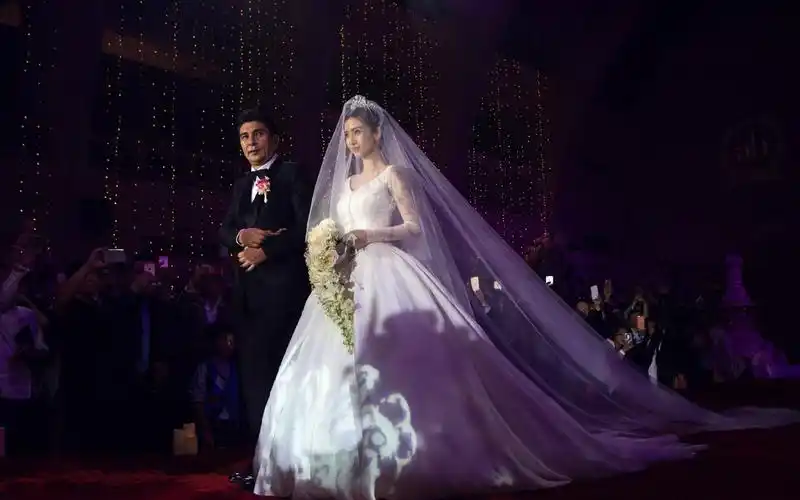 黄晓明baby婚礼照片桌面壁纸下载3_港台明星_壁纸下载_美桌网